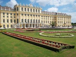 Schonbrunn Palace vienna