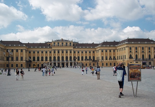 schonbrunn-palace-vienna